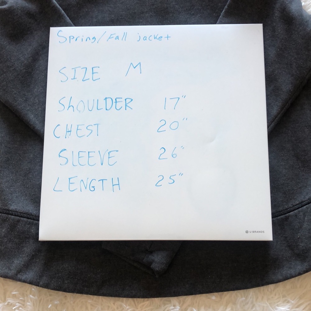 Men Spring/Fall Jacket. Size M - Picture 5 of 5